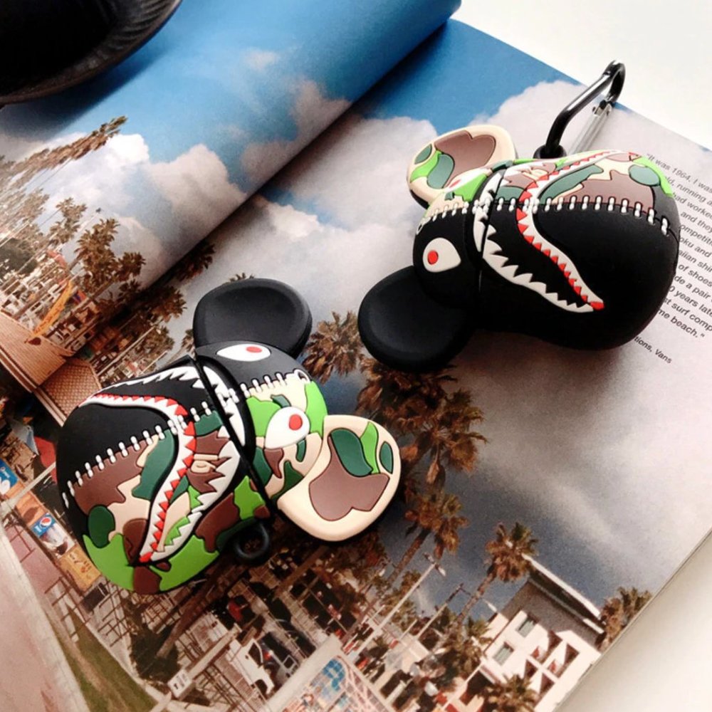 AirPods Case Bape Aape x BearBrick NEW - Picture 5 of 5